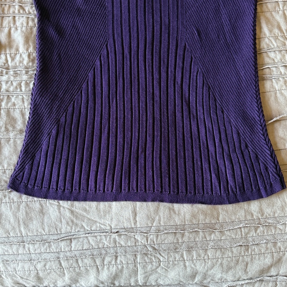 Deep purple women’s medium White House Black Market turtleneck - Picture 6 of 9